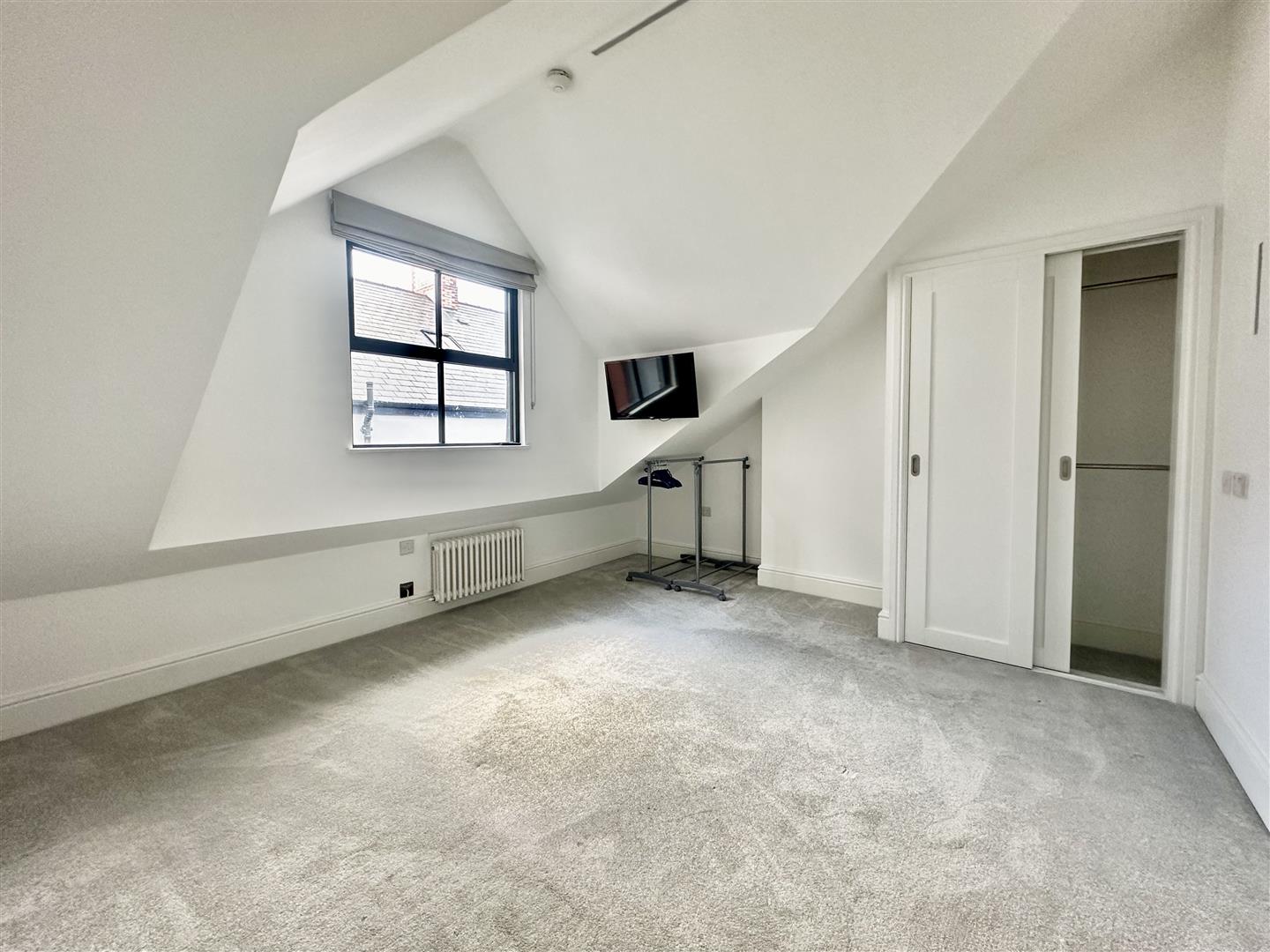 CATHEDRAL ROAD, PONTCANNA Jeffrey Ross Estate Agents